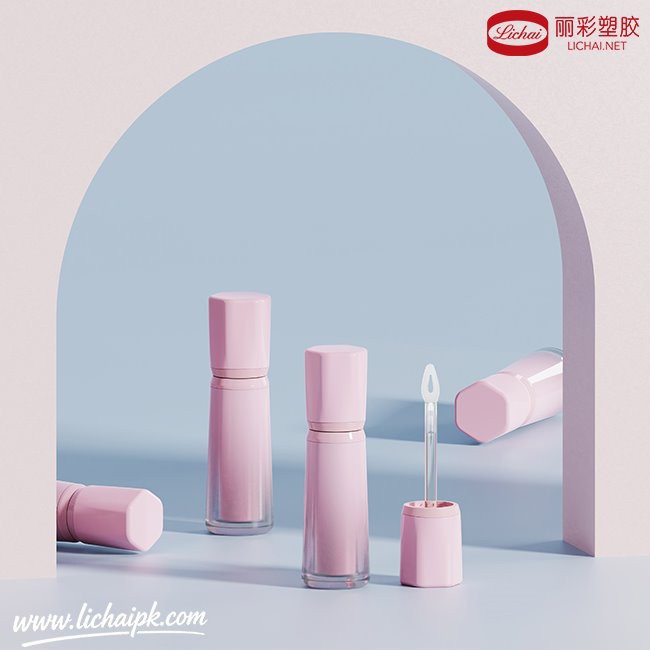 Tubos vazios de brilho labial para beleza