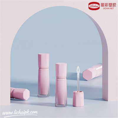 Tubos vazios de brilho labial para beleza